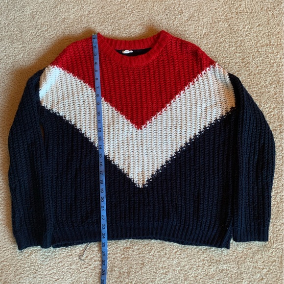 Sweater - Picture 2 of 3
